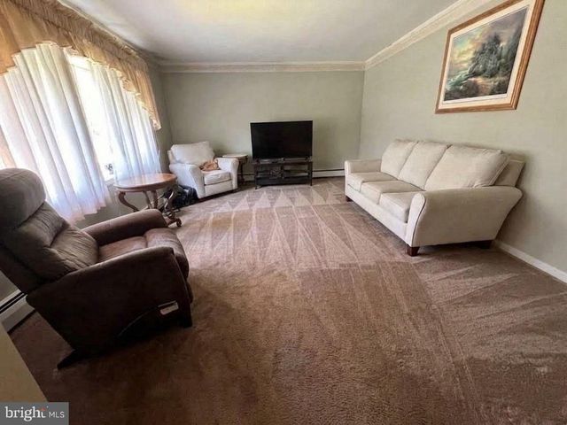 451 W NEVERSINK RD, Reading, PA 19606