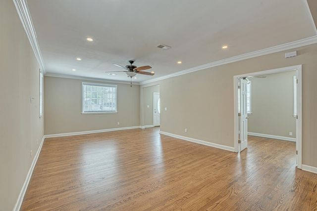 377 Ashley Avenue, Charleston, SC 29403