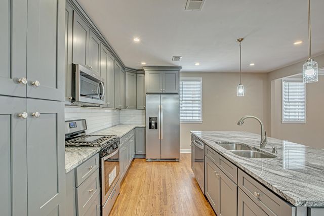 377 Ashley Avenue, Charleston, SC 29403