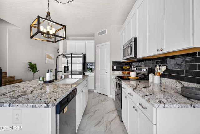 3773 E WASHINGTON Court, Gilbert, AZ 85234