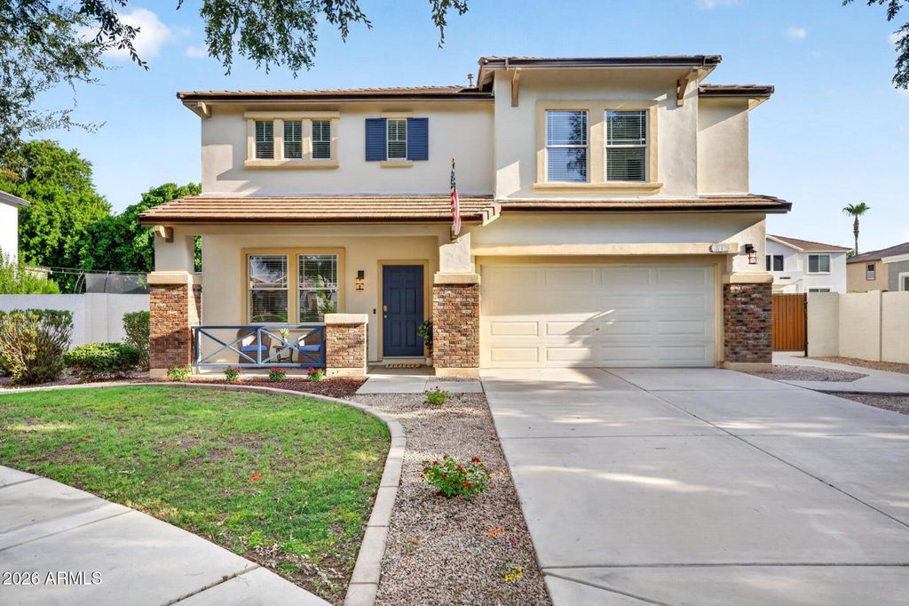 3773 E WASHINGTON Court, Gilbert, AZ 85234 — photo 2