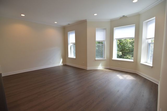 3538 N Fremont Street 1, Chicago, IL 60657