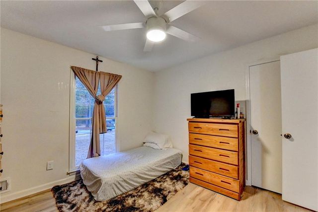 2136 Briarwood Court, Snellville, GA 30078