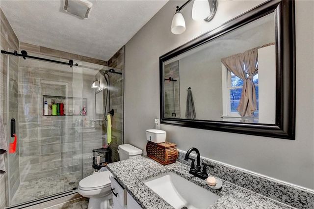 2136 Briarwood Court, Snellville, GA 30078