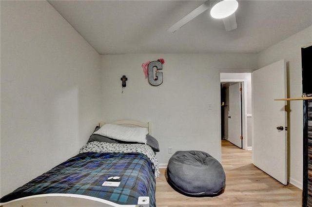 2136 Briarwood Court, Snellville, GA 30078