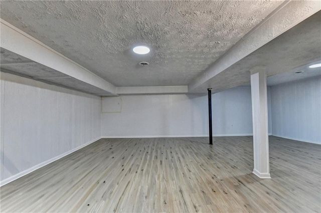 2136 Briarwood Court, Snellville, GA 30078