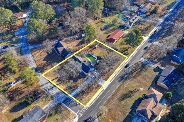 2136 Briarwood Court, Snellville, GA 30078