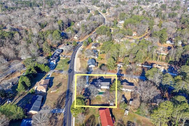 2136 Briarwood Court, Snellville, GA 30078