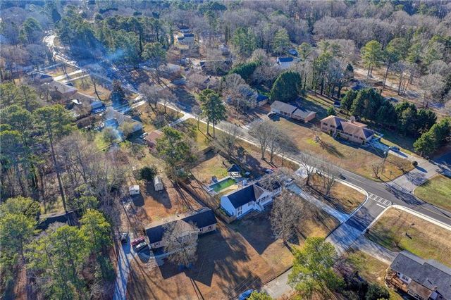 2136 Briarwood Court, Snellville, GA 30078