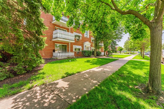 705 N Western Avenue 1C, Park Ridge, IL 60068