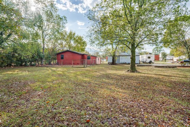 110 E Fm 120, Pottsboro, TX 75076