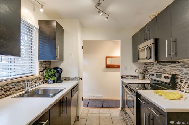 526 Clayton Street, Denver, CO 80206