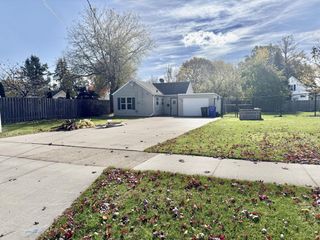 1519 E Harriet STREET, Appleton, WI 54915