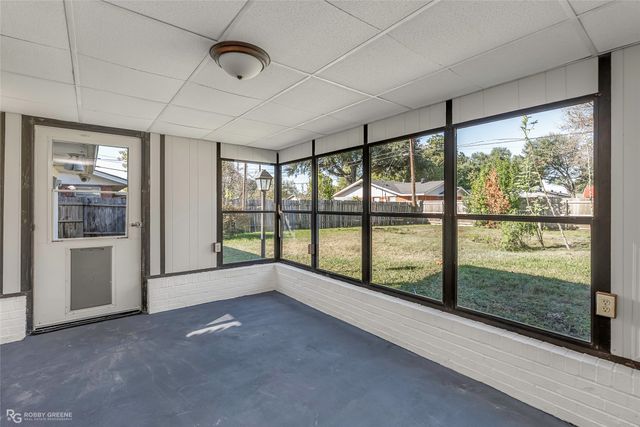 854 Surrey Road, Shreveport, LA 71105