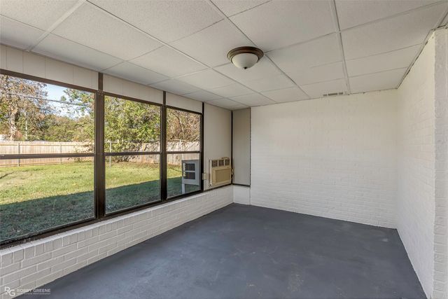 854 Surrey Road, Shreveport, LA 71105