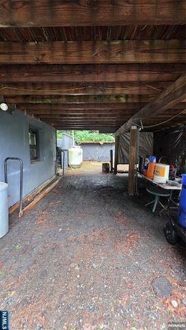 91 Goldfinch Lane, West Milford, NJ 07421