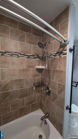 91 Goldfinch Lane, West Milford, NJ 07421