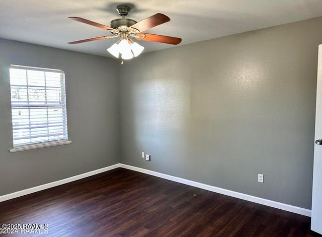 200 Lodge Drive Drive 112, Lafayette, LA 70506