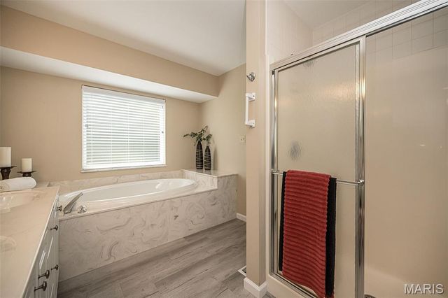 368 Clarendon Lane, St Charles, MO 63301