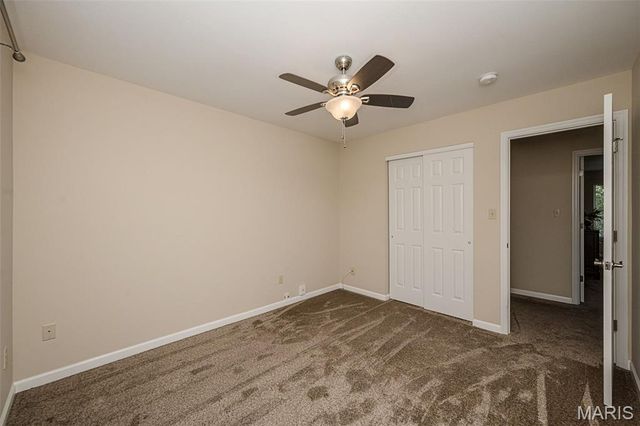 368 Clarendon Lane, St Charles, MO 63301