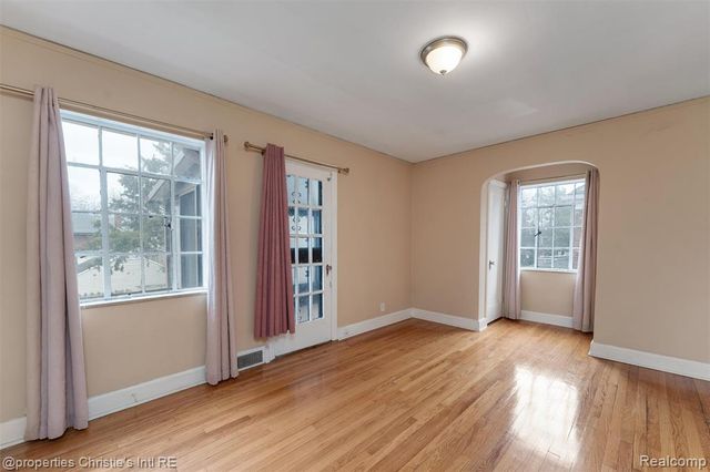 16814 Edinborough Road, Detroit, MI 48219