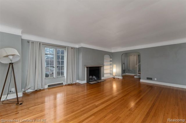 16814 Edinborough Road, Detroit, MI 48219