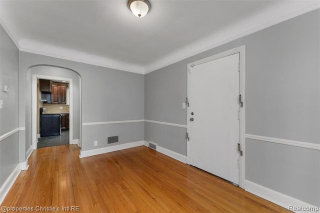 16814 Edinborough Road, Detroit, MI 48219