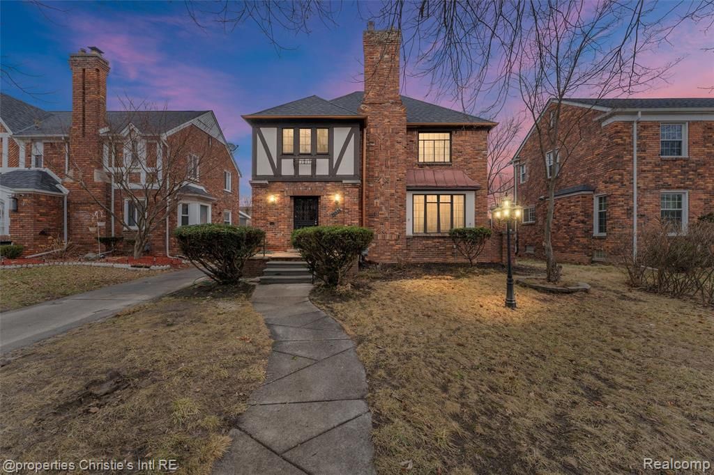 16814 Edinborough Road, Detroit, MI 48219