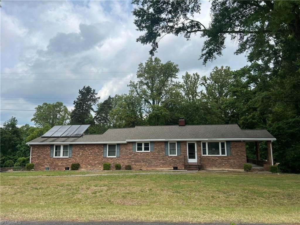 6090 Eaton Road, Walnut Cove, NC 27052