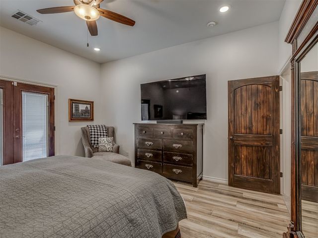 1470 Auburn Circle, Piedmont, OK 73078