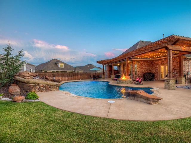 1470 Auburn Circle, Piedmont, OK 73078