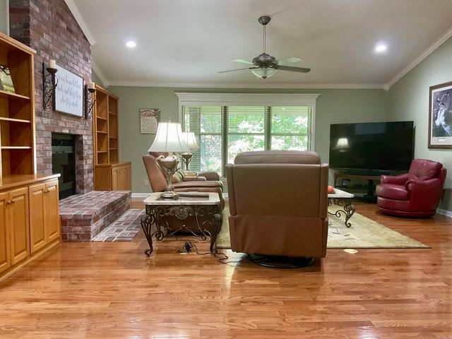 18 Southridge Court, Batesville, AR 72501