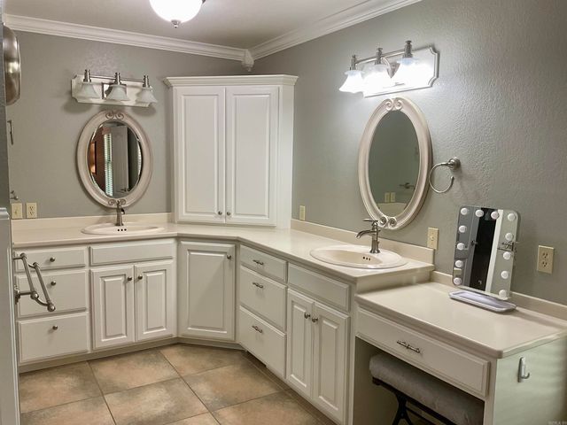 18 Southridge Court, Batesville, AR 72501