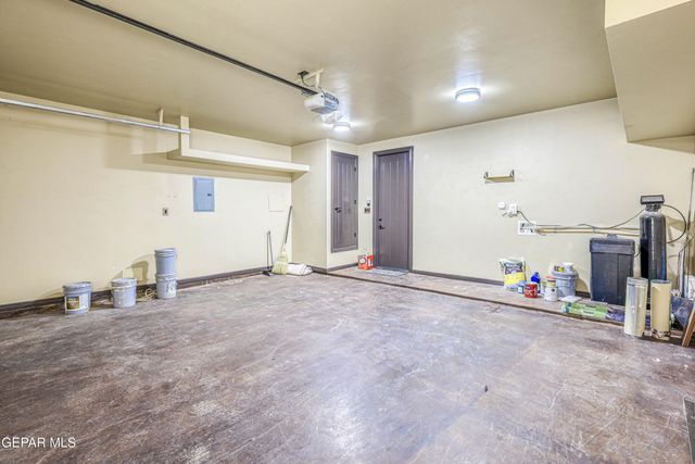 830 NEYLA Drive, El Paso, TX 79932