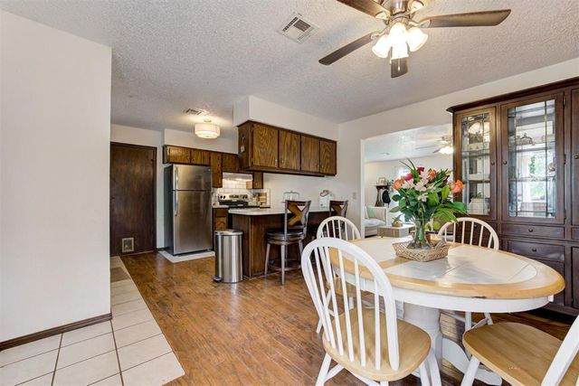 1012 Redstone Drive, Noble, OK 73068