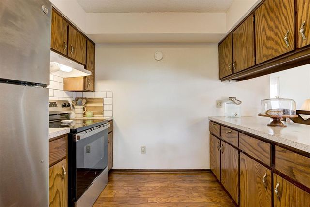 1012 Redstone Drive, Noble, OK 73068
