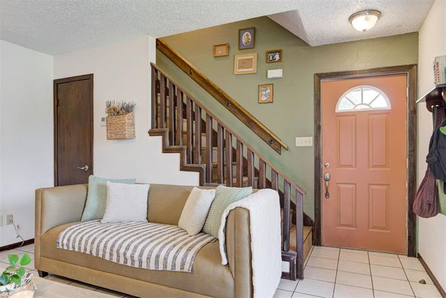 1012 Redstone Drive, Noble, OK 73068