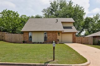 1012 Redstone Drive, Noble, OK 73068