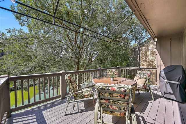 18214 Bal Harbour Drive, Nassau Bay, TX 77058