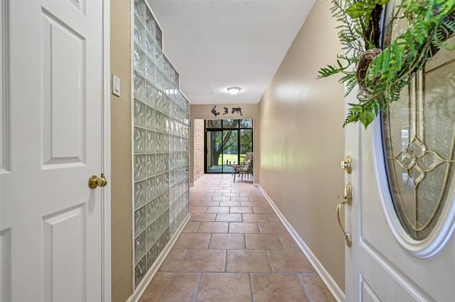 18214 Bal Harbour Drive, Nassau Bay, TX 77058