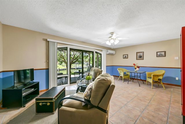 18214 Bal Harbour Drive, Nassau Bay, TX 77058