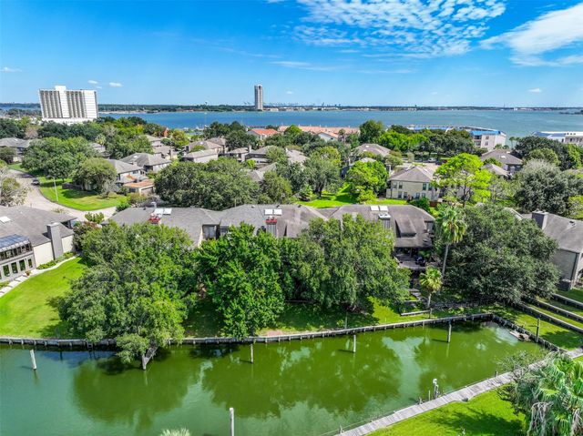18214 Bal Harbour Drive, Nassau Bay, TX 77058