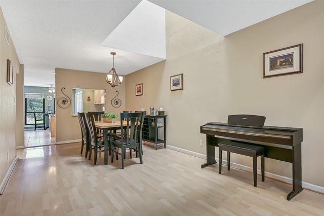 18214 Bal Harbour Drive, Nassau Bay, TX 77058