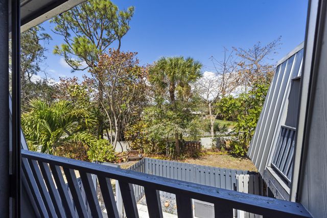 3852 SE Jefferson Street, Stuart, FL 34997