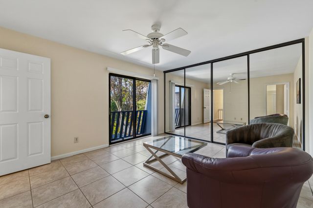 3852 SE Jefferson Street, Stuart, FL 34997