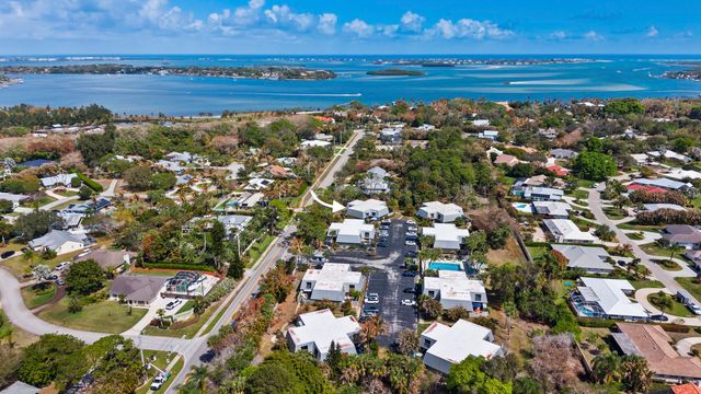 3852 SE Jefferson Street, Stuart, FL 34997
