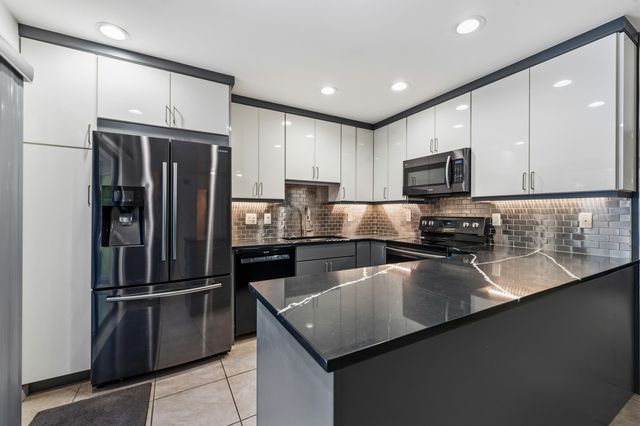 3852 SE Jefferson Street, Stuart, FL 34997