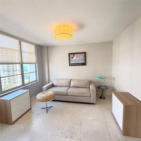 5700 Collins Ave 11A, Miami Beach, FL 33140