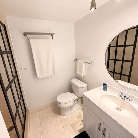 5700 Collins Ave 11A, Miami Beach, FL 33140