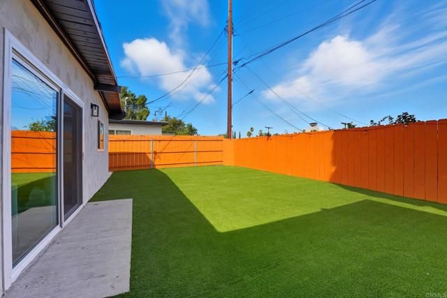 730 W Chase Avenue, El Cajon, CA 92020